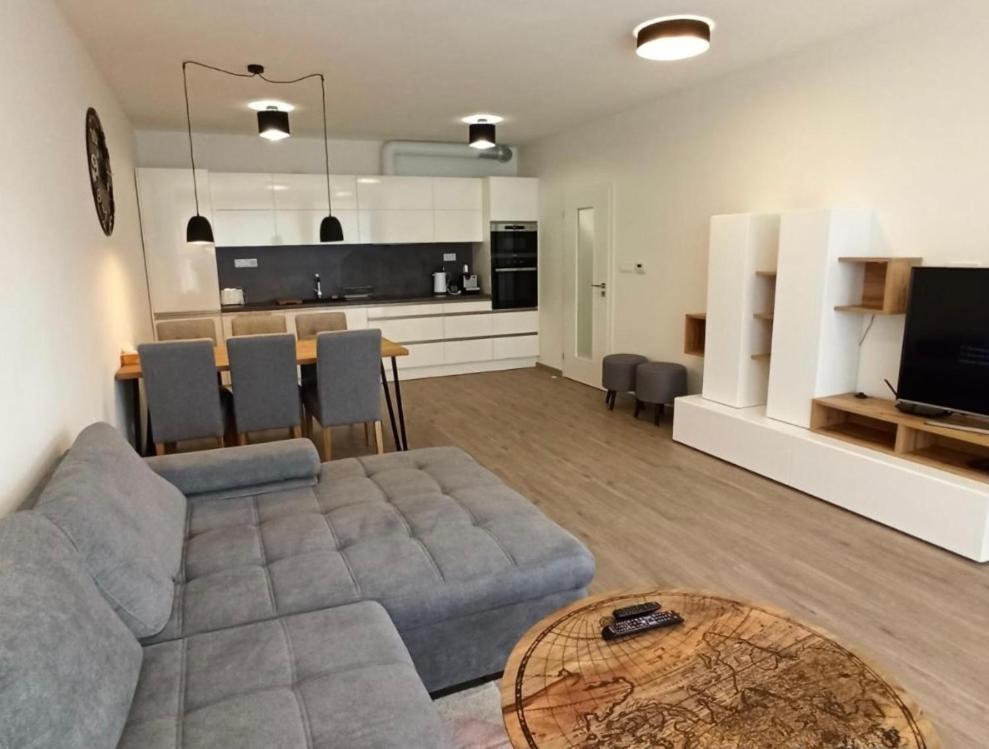 Lipno Port Apartment A103 ลิปโนนัดเวิลตาวู ภายนอก รูปภาพ