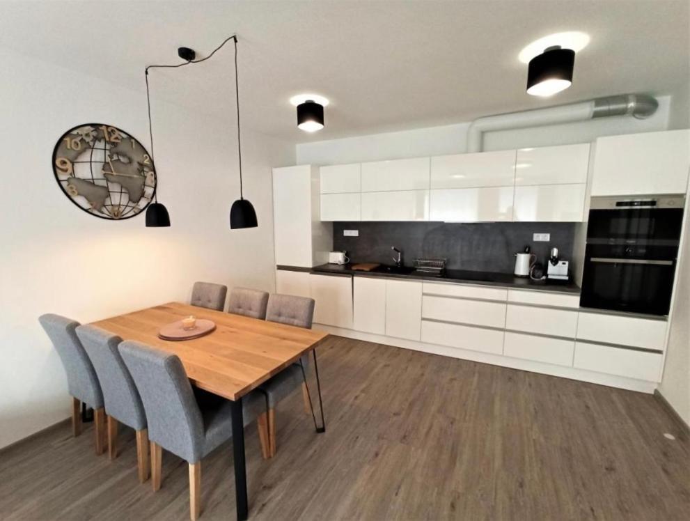 Lipno Port Apartment A103 ลิปโนนัดเวิลตาวู ภายนอก รูปภาพ